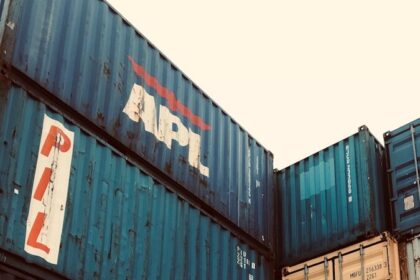Trump's sweeping tariffs tank major indices