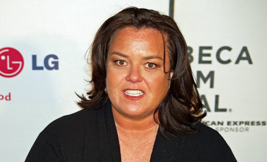 Rosie O'Donnell criticizes Oprah for attending Bezos' wedding