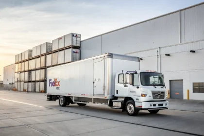 fedex raises forecast amid uncertainty