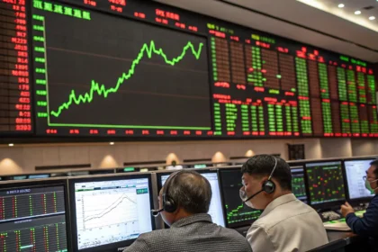 premarket movers signal volatile session